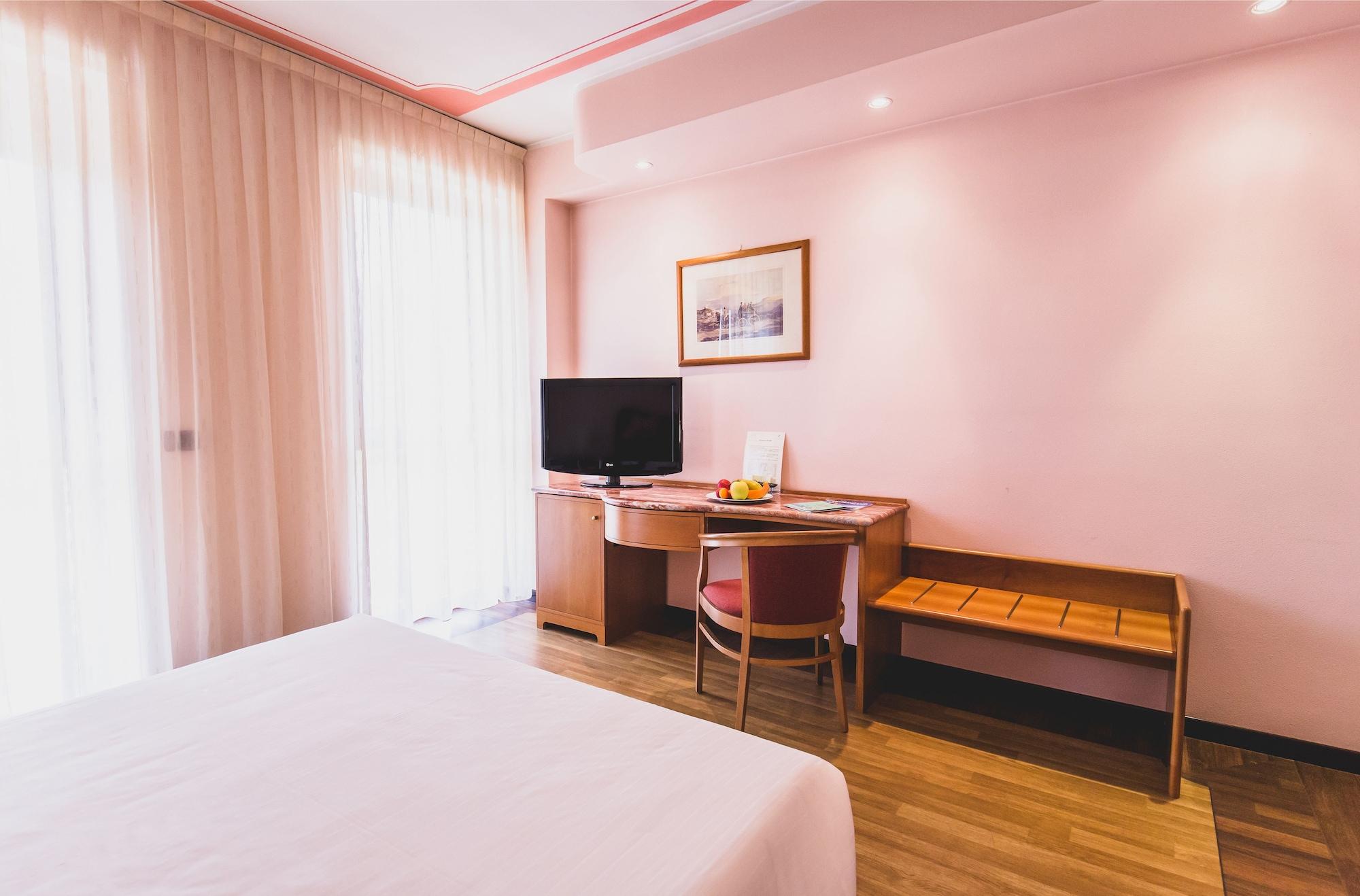La Fonte Hotel Ome Εξωτερικό φωτογραφία