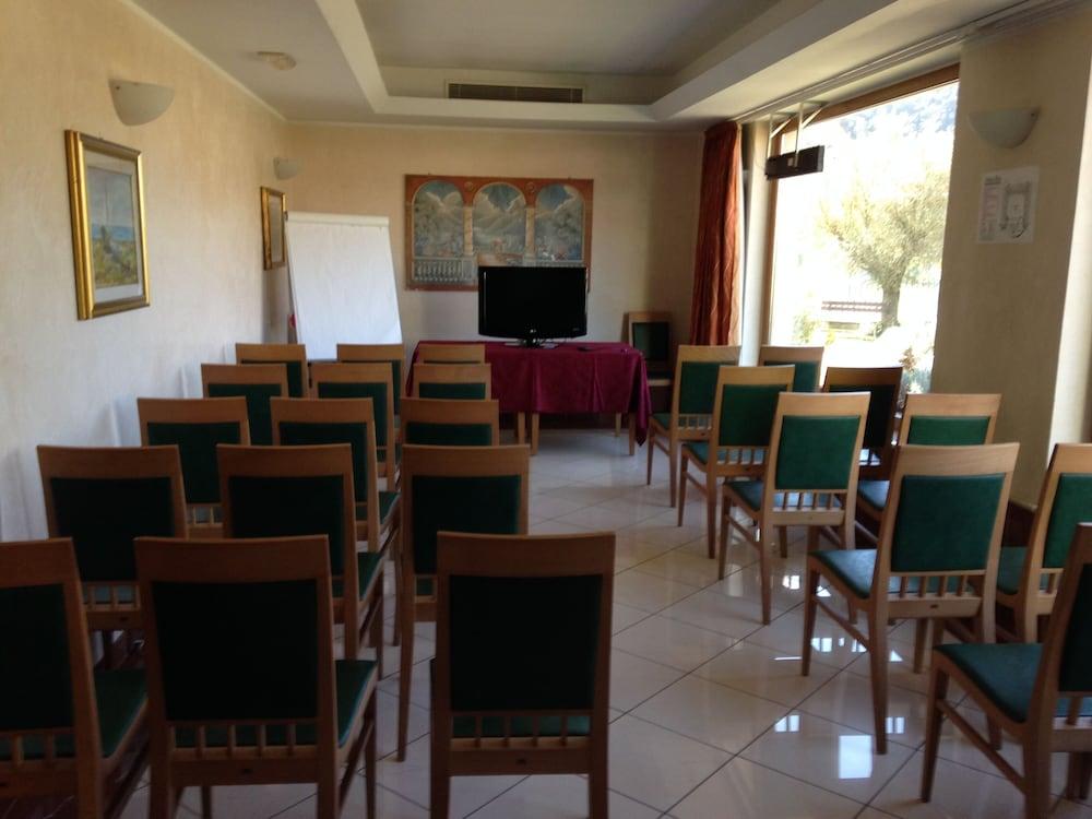 La Fonte Hotel Ome Εξωτερικό φωτογραφία