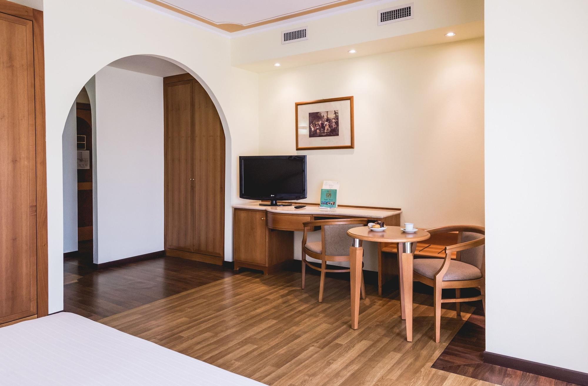 La Fonte Hotel Ome Εξωτερικό φωτογραφία